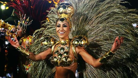 Sabrina Sato during the parade of samba school Gaviões da Fiel, em São Paulo. Note the Golden Football on the top of her head.